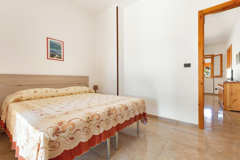 Bedroom 2, 3922 Villino Gioiellino by Barbarhouse, Lecce