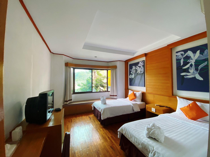 Bedroom 8