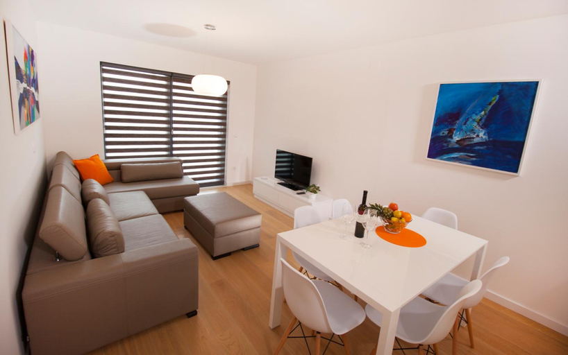 Others 4, MT City apartments, Makarska