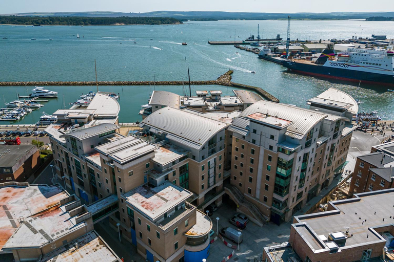 Les Bateaux, Poole