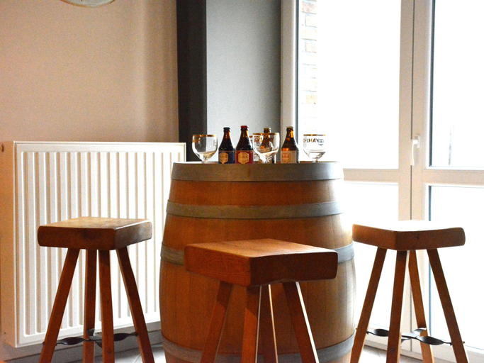 Others 3, Holiday Home in Couvin with Terrace, Namur
