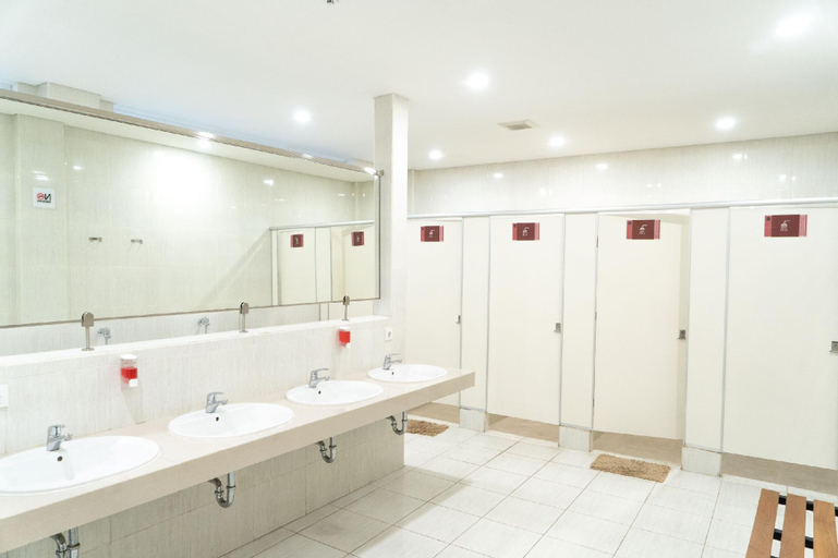 Bathroom 3