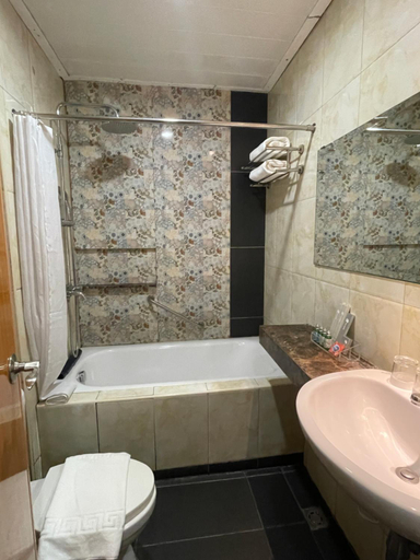 Bathroom 3