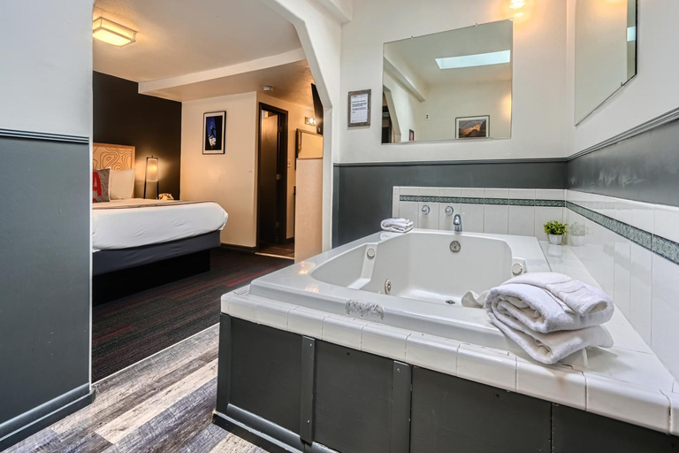 Bathroom 2