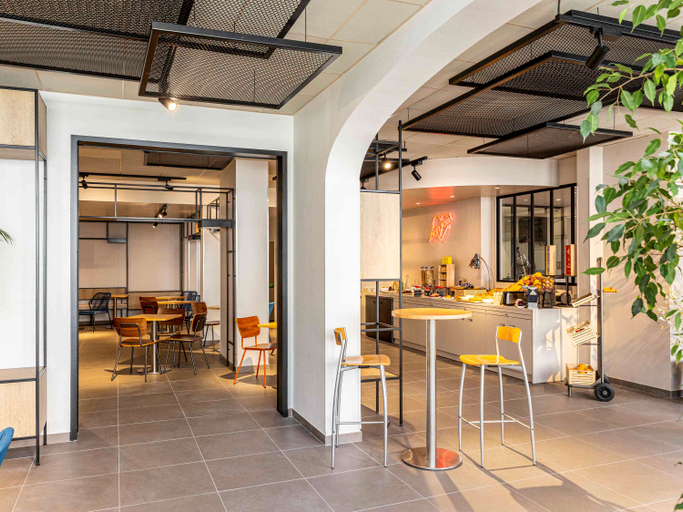 Food & Drinks 4, ibis Millau, Aveyron