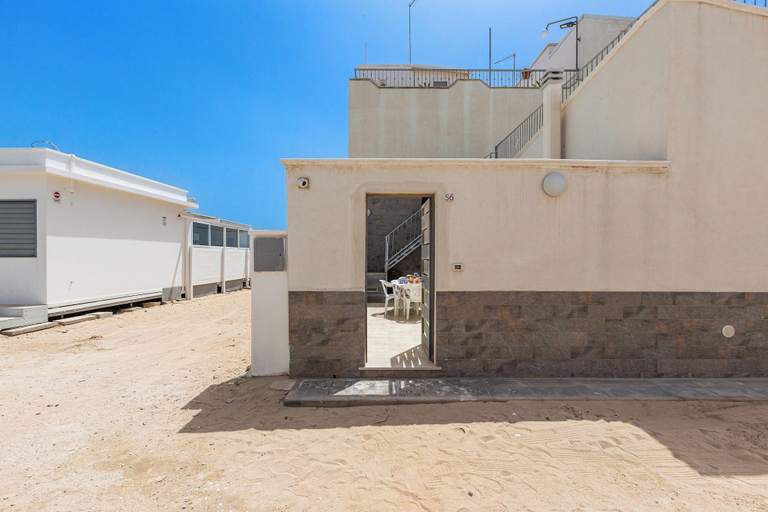 Exterior & Views 2, 4002 Villetta Playa del Sol by Barbarhouse, Taranto