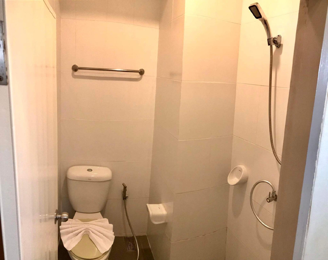 Bathroom 2, Pool side deluxe room3, Phuket Island