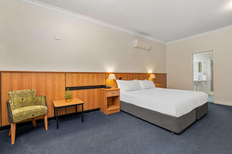 Bedroom 15