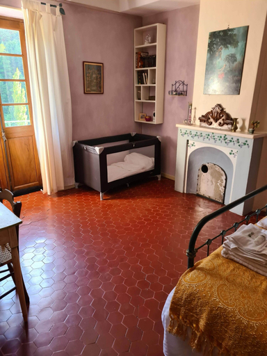 Bedroom 5, Hotel des etrangers, Alpes-Maritimes