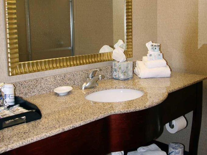 Bathroom 7