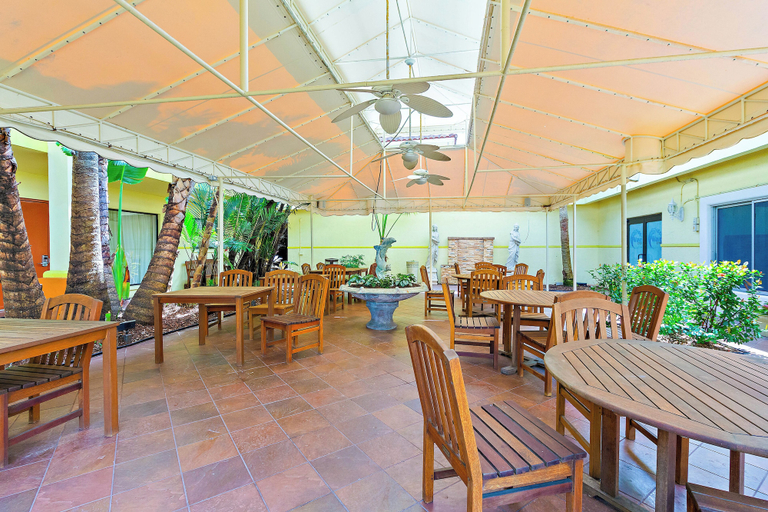 Food & Drinks 5, Oasis Boca Raton, Palm Beach