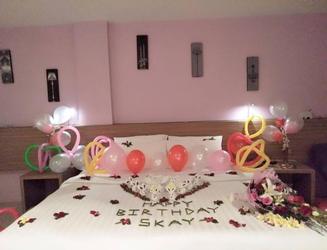 Bedroom 13