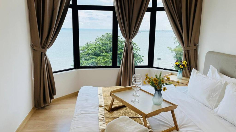 Bedroom 3, Mutiara Beach Resort by Glex, Malacca City