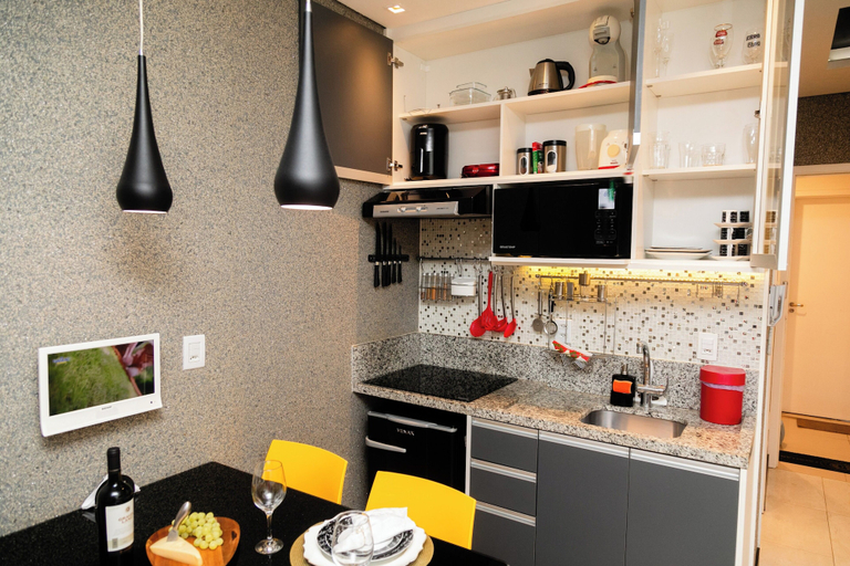 Others 5, Flat Vip 5 Estrelas, Cotia