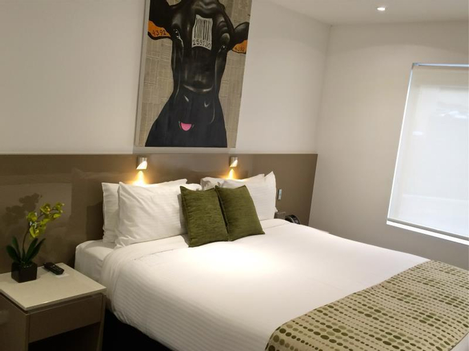 Bedroom 12