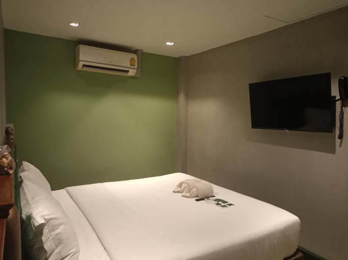 Bedroom 27