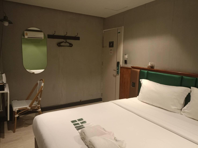 Bedroom 26