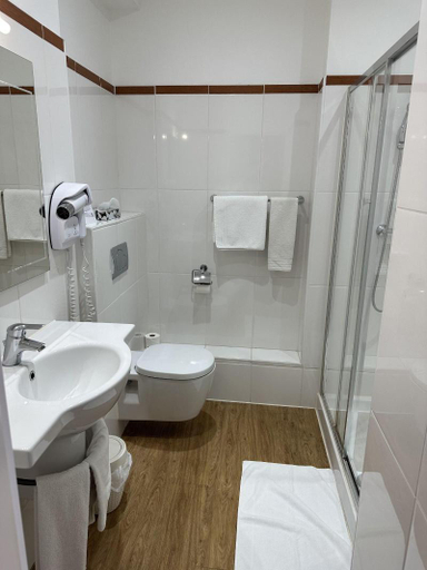 Bathroom 5