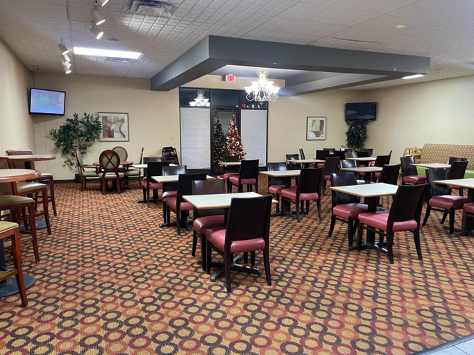Food & Drinks 5, Wilkes-Barre Inn & Suites, Luzerne