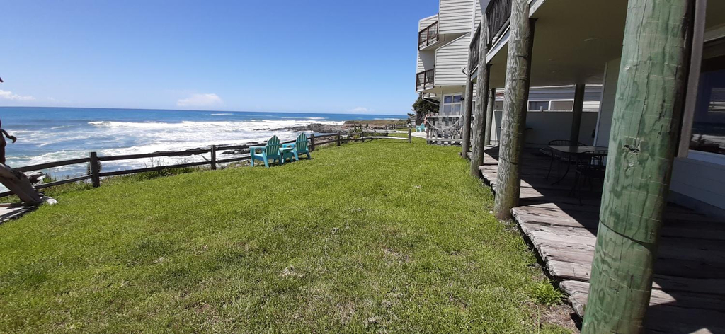 Others 4, The Oceanfront Inn, Humboldt
