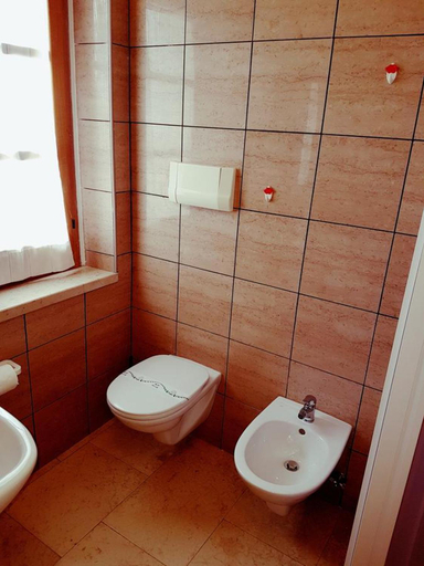 Bathroom 3, B&B Antica Trattoria, Foggia