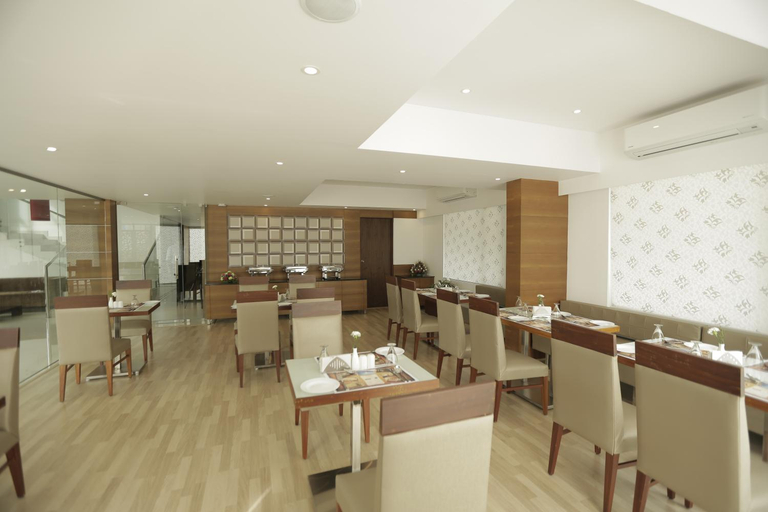 Food & Drinks 5, Park Connect, Ernakulam