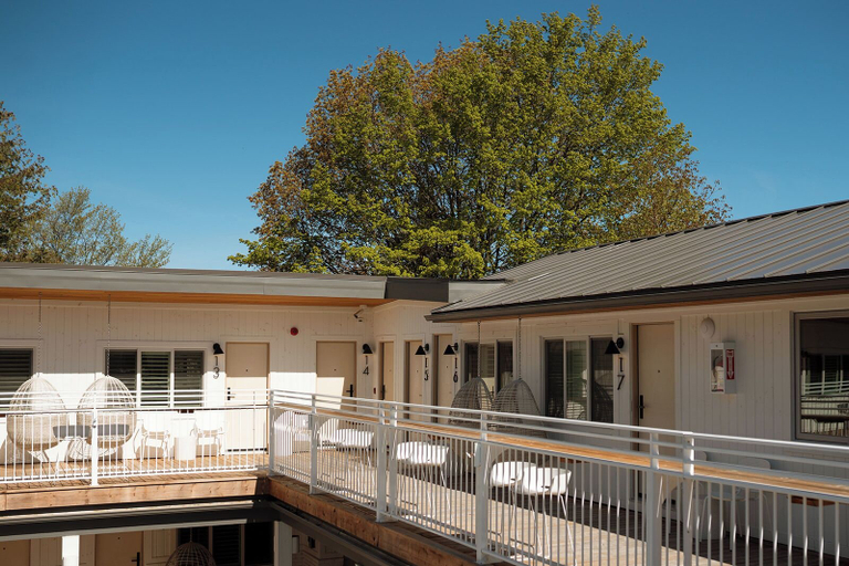 Exterior & Views 2, The Beach Motel, Lake Hurron