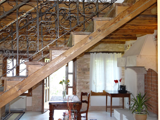 Others 5, Le Camere Della Bice, Verona