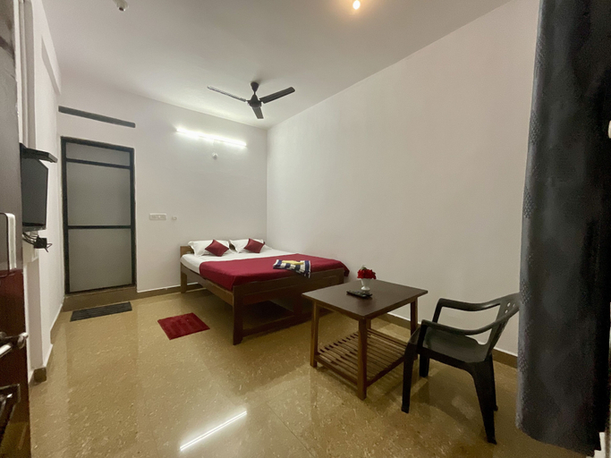 Sport & Beauty, God Gift Hostel, North Goa
