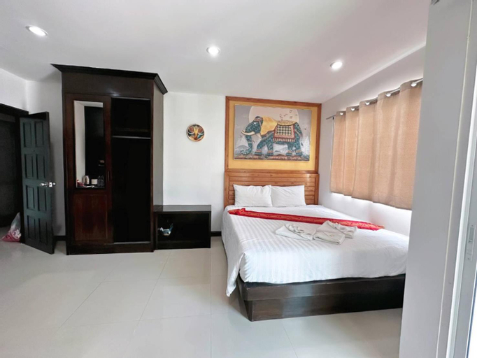 Bedroom 6