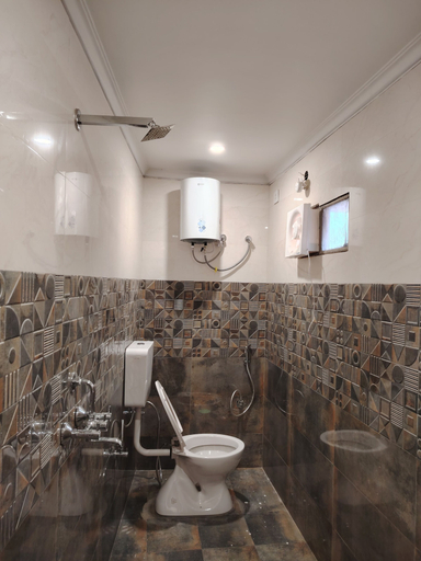 Bathroom 4, Serendipity by the Ganges, Varanasi