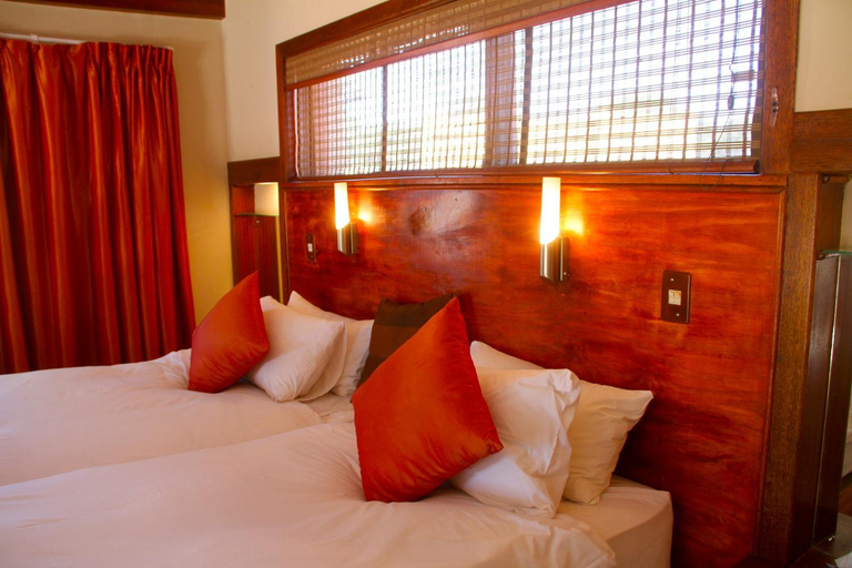 Others 4, Zebra Kalahari Lodge, Mariental Rural