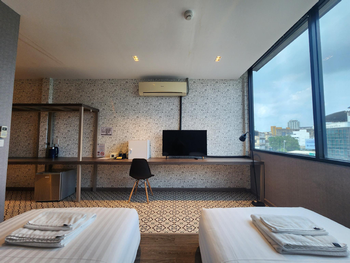 Bedroom 9