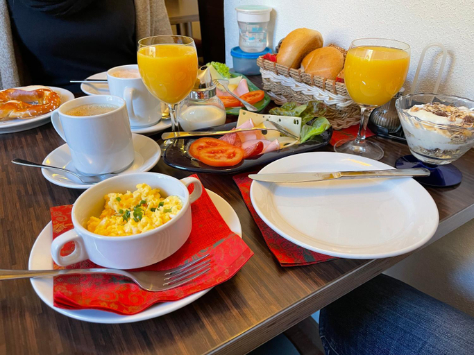 Others 4, traumhafte Business & Relax Wohnung direkt im Stadtkern Oettingens by Elation Homes, Donau-Ries