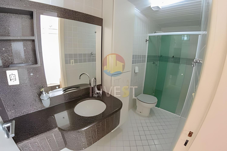 Bathroom, Cobertura com piscina e vista mar, Bombinhas