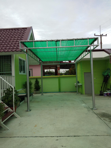 Greenguest Resort - Nason Nikhom, Phanat Nikhom
