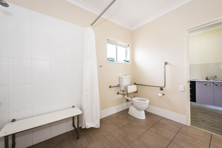 Bathroom 5, Athena Studio Units, Roma