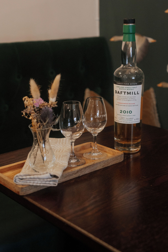 Food & Drinks 5, The Boars Head, Fife