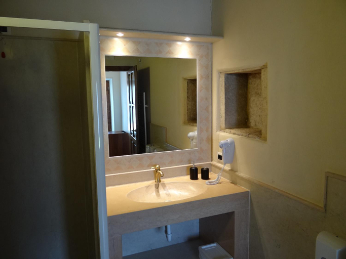 Others 4, Le Camere Della Bice, Verona