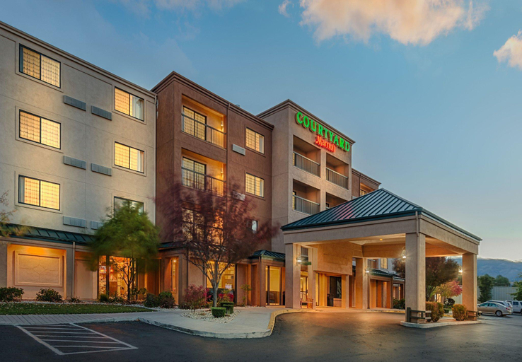 Exterior & Views 2, Courtyard by Marriott Reno, Washoe