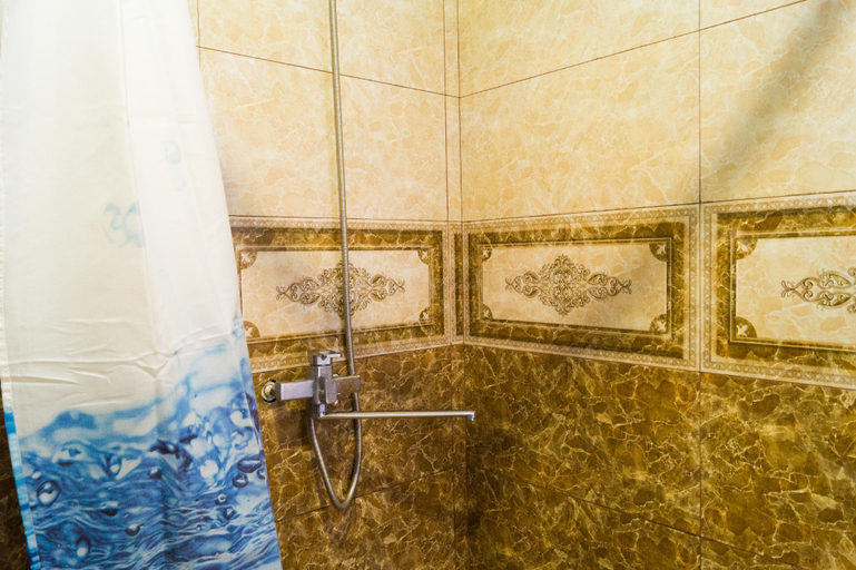 Bathroom 4, Bagrat Guest House, Tskaltubo