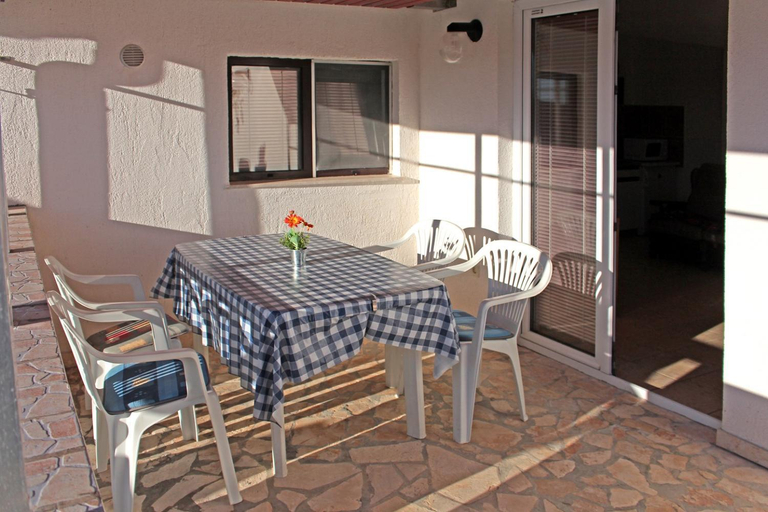 Others 3, Apartments Mas-Rafaj, Vir