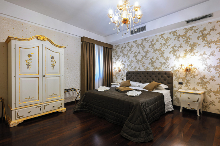 Bedroom 3, Hotel Mastrodattia, L'Aquila