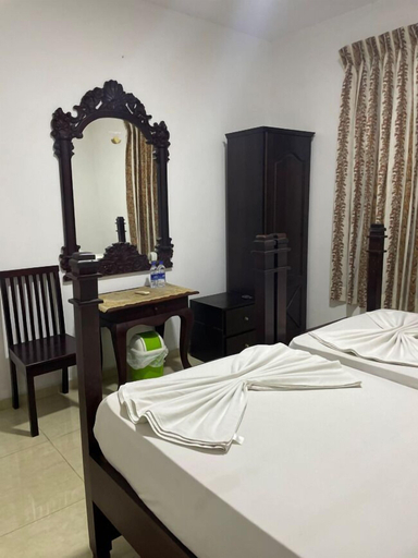 Bedroom 2, Suzuki's Lagoon Front, Katana
