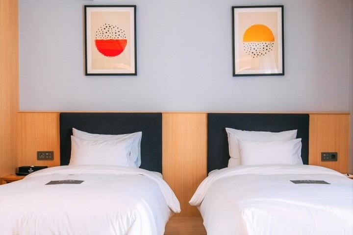 Bedroom 15