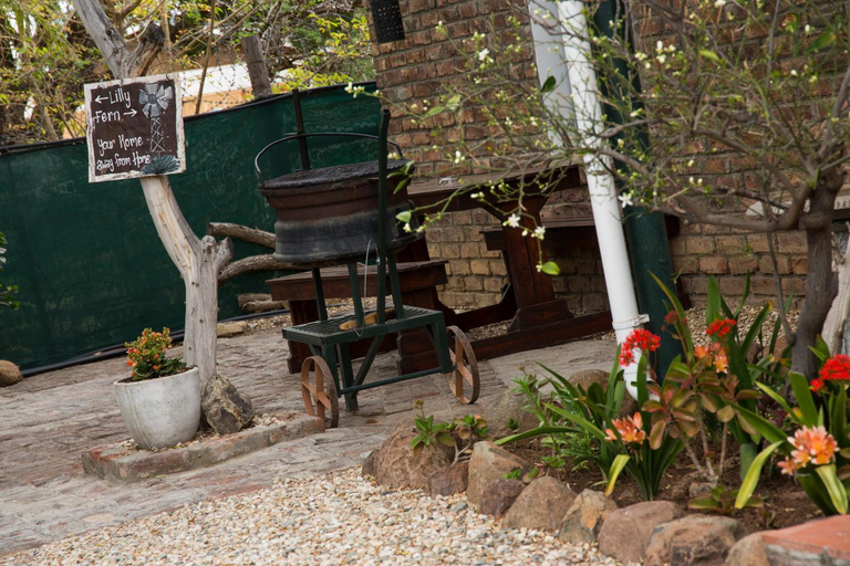 Others 4, Country Village, Cacadu