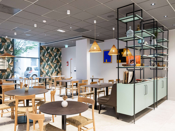 Food & Drinks 5, greet Hotel Paris 13 Porte d'Italie, Val-de-Marne