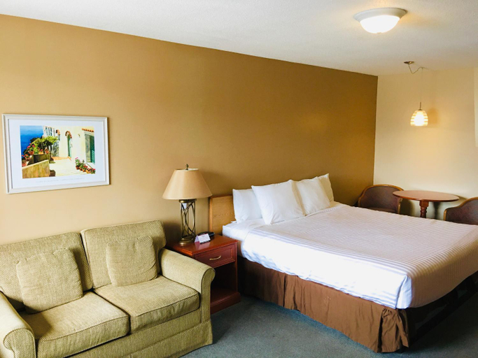 Bedroom 3, Thunderbird Motor Inn, Cowichan Valley