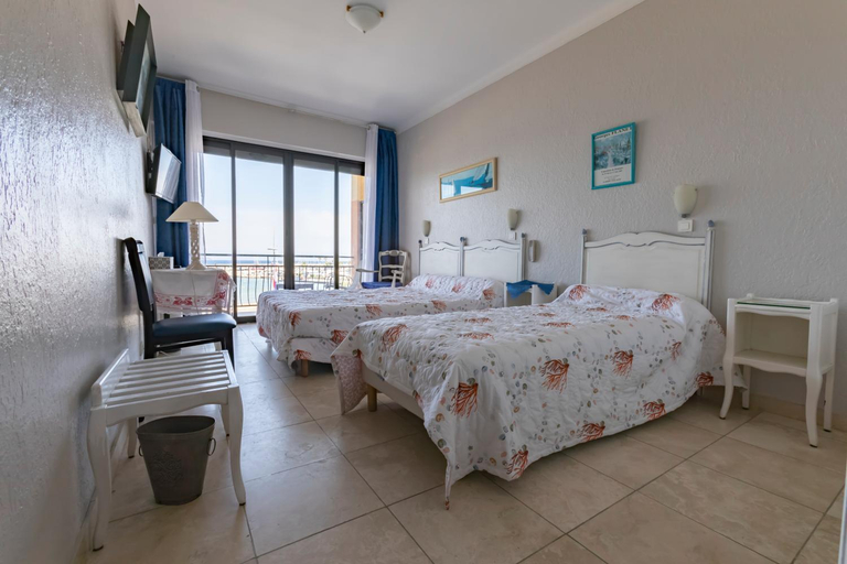 Bedroom 2, Hotel Les Alizes, Var