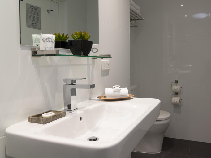 Bathroom 3